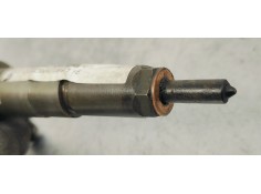Recambio de inyector para peugeot 206 berlina look referencia OEM IAM 0445110075  