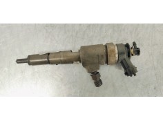 Recambio de inyector para peugeot 206 berlina look referencia OEM IAM 0445110075  