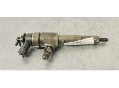 Recambio de inyector para peugeot 206 berlina look referencia OEM IAM 0445110075  