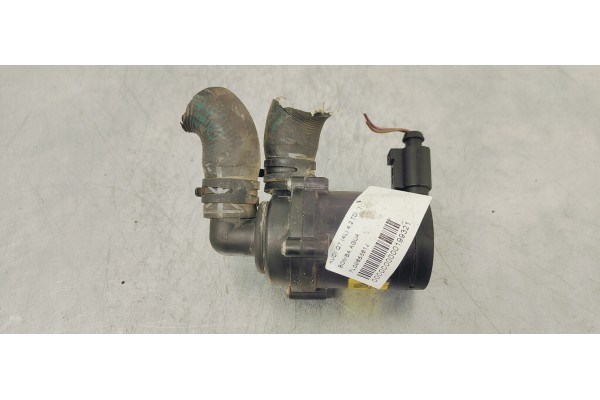 Recambio de bomba agua para audi q7 (4l) 4.2 tdi referencia OEM IAM 7L0965561J  