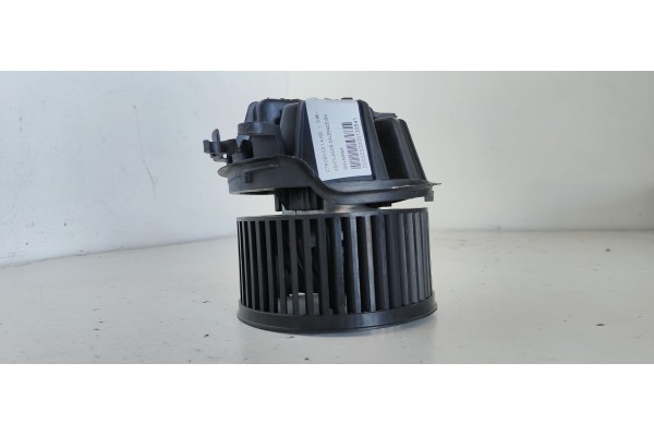 Recambio de ventilador calefaccion para citroen c3 1.4 hdi referencia OEM IAM GMVA86AA  