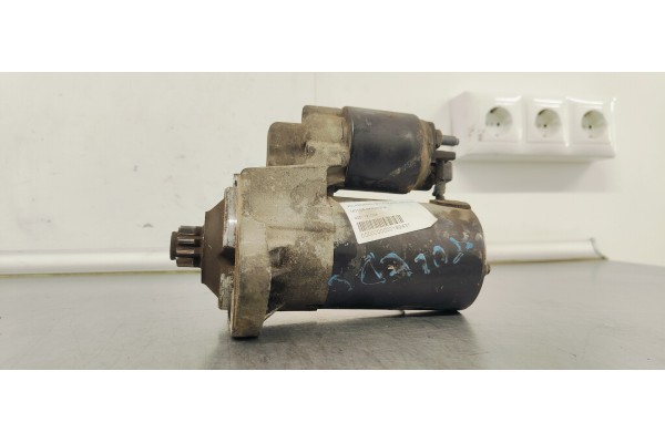 Recambio de motor arranque para volkswagen golf iv berlina (1j1) 1.6 16v referencia OEM IAM 0001121006  