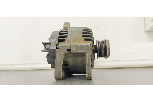Recambio de alternador para renault scenic ii confort expression referencia OEM IAM 8200100907  