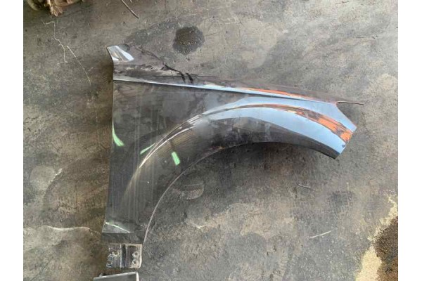 Recambio de aleta delantera derecha para audi q7 (4l) 4.2 tdi referencia OEM IAM   
