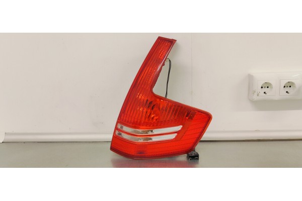Recambio de piloto trasero derecho para citroen c4 berlina lx referencia OEM IAM 9655863980  