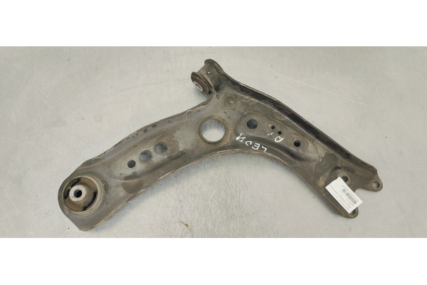 Recambio de brazo suspension inferior delantero izquierdo para seat leon (5f1) 1.2 referencia OEM IAM 5Q0407151L  