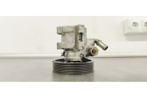 Recambio de bomba direccion para citroen xsara berlina 1.9 d x referencia OEM IAM 9631923580  