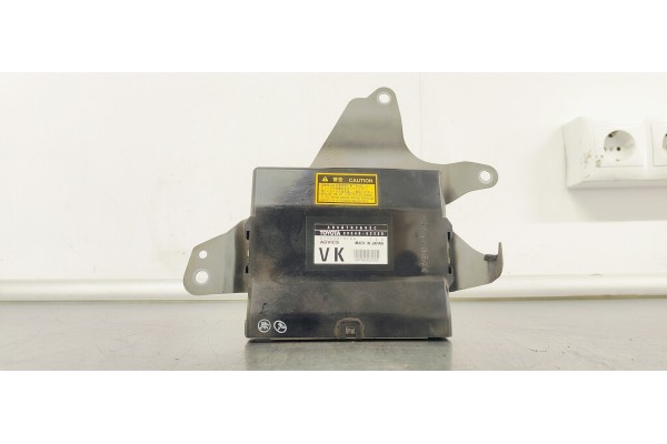 Recambio de centralita abs para lexus is200 (ds2/is2) 2.2 d 180 [220] fap referencia OEM IAM 8954053330  