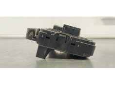 Recambio de caja reles / fusibles para peugeot partner (s2) combiespace referencia OEM IAM 965061858000  