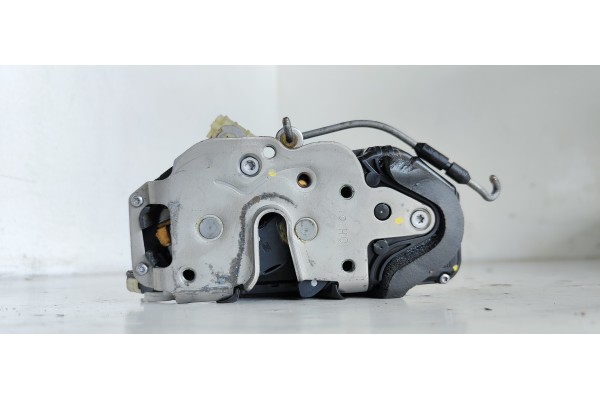 Recambio de cerradura puerta delantera izquierda para opel insignia sports tourer 2.0 cdti cat referencia OEM IAM   