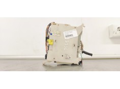 Recambio de caja reles / fusibles para lexus is200 (ds2/is2) 2.2 d 180 [220] fap referencia OEM IAM 8273053022  