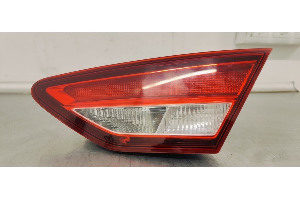 Recambio de piloto trasero derecho interior para seat leon (5f1) 1.2 referencia OEM IAM 5F0945094J  