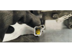 Recambio de compresor aire acondicionado para renault kangoo expression referencia OEM IAM 8200953359A  