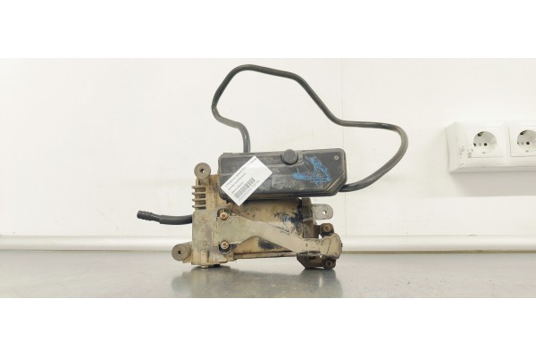 Recambio de bomba suspension para citroen c4 grand picasso exclusive plus referencia OEM IAM 968202298000  