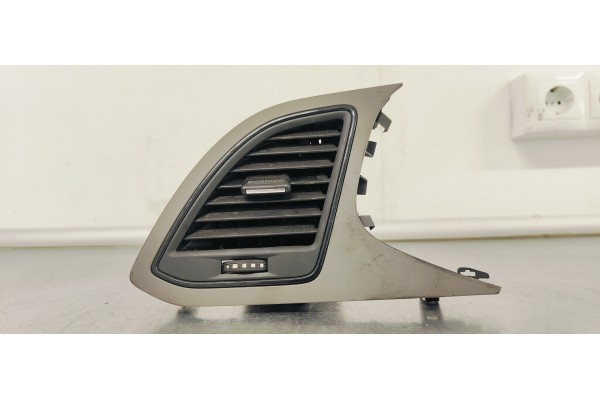 Recambio de rejilla aireadora para seat leon (5f1) 1.2 referencia OEM IAM 5F1820901D  