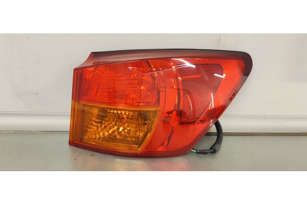 Recambio de piloto trasero derecho para lexus is200 (ds2/is2) 2.2 d 180 [220] fap referencia OEM IAM   