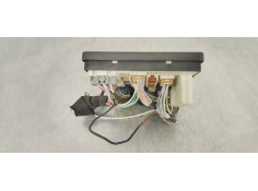 Recambio de caja reles / fusibles para renault kangoo expression referencia OEM IAM 8201044237  