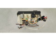 Recambio de caja reles / fusibles para renault kangoo expression referencia OEM IAM 8201044237  