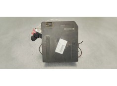Recambio de caja reles / fusibles para renault kangoo expression referencia OEM IAM 8201044237  