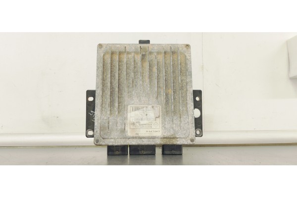 Recambio de centralita motor uce para renault kangoo (f/kc0) 1.5 dci diesel referencia OEM IAM 8200331477  