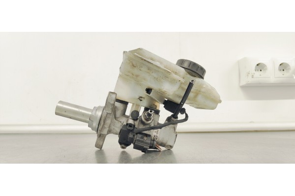 Recambio de bomba freno para seat leon (5f1) 1.2 referencia OEM IAM 5Q1611301D  