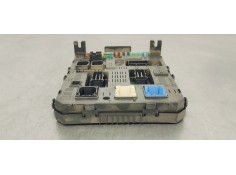 Recambio de caja reles / fusibles para peugeot 5008 allure referencia OEM IAM 281197595  
