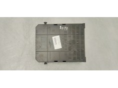 Recambio de caja reles / fusibles para peugeot 5008 allure referencia OEM IAM 281197595  