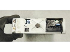 Recambio de sistema audio / radio cd para peugeot 5008 allure referencia OEM IAM 96778659XT  