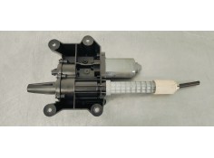 Recambio de freno de mano electrico para peugeot 5008 allure referencia OEM IAM 9673081580  