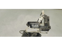 Recambio de cerradura puerta trasera izquierda para peugeot 5008 allure referencia OEM IAM 732302  