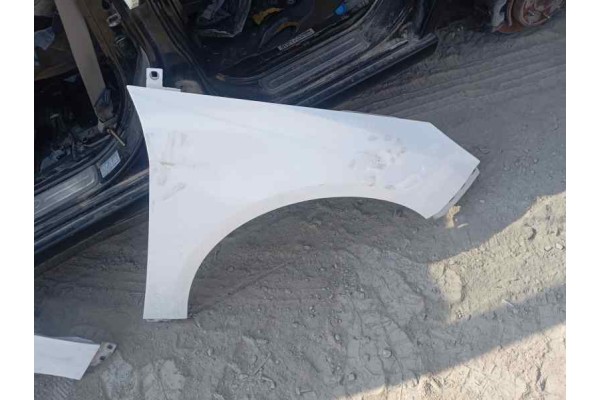 Recambio de aleta delantera derecha para ford focus lim. 1.0 i turbo 125 referencia OEM IAM   