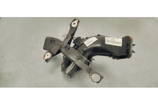 Recambio de ventilador calefaccion para peugeot 5008 allure referencia OEM IAM 9683444380  