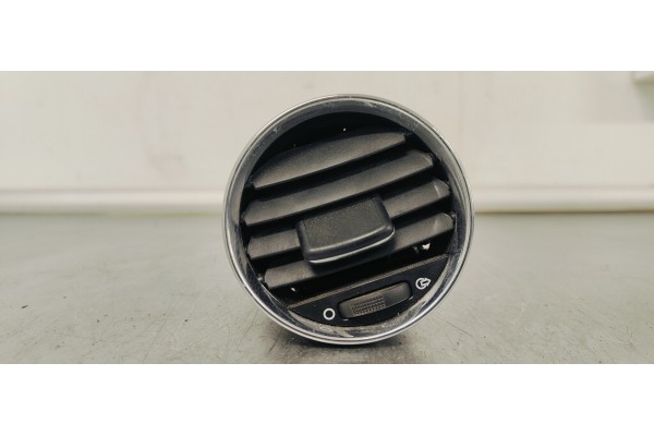 Recambio de rejilla aireadora para peugeot 5008 allure referencia OEM IAM 9655994177  