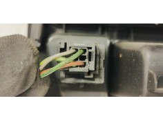 Recambio de rejilla aireadora para peugeot 5008 allure referencia OEM IAM 9686527977  