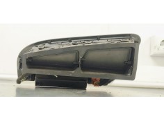 Recambio de rejilla aireadora para peugeot 5008 allure referencia OEM IAM 9686527977  