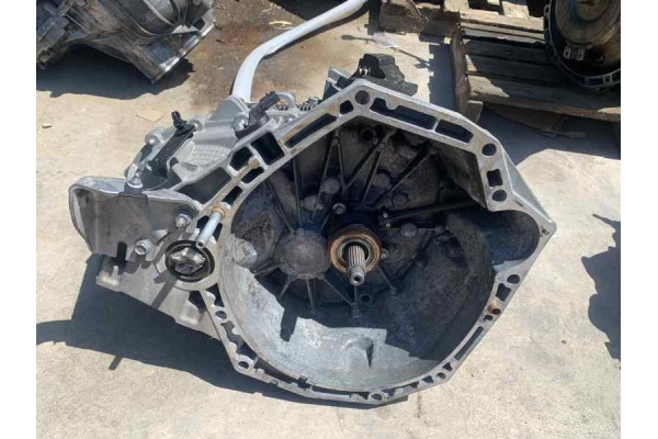 Recambio de caja cambios para renault megane iii berlina 5 p 1.5dci 110 fap referencia OEM IAM TL4A056  