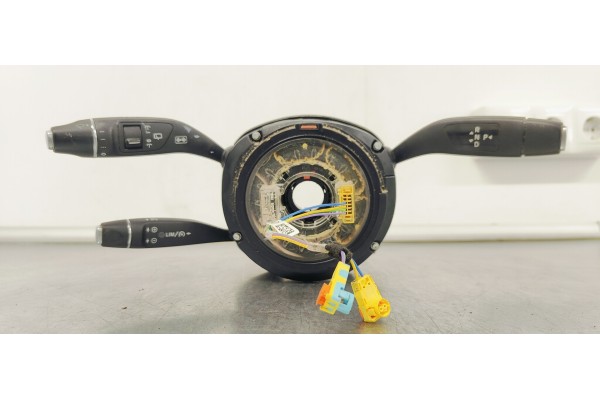 Recambio de mando multifuncion para mercedes-benz clase b (w246) 1.8 cdi referencia OEM IAM A2469001211  