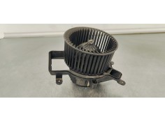 Recambio de ventilador calefaccion para peugeot 5008 allure referencia OEM IAM T3953001  