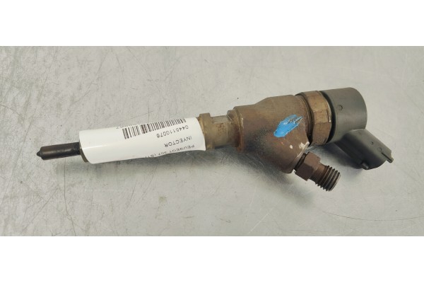 Recambio de inyector para peugeot 307 (s1) xr clim referencia OEM IAM 0445110076  