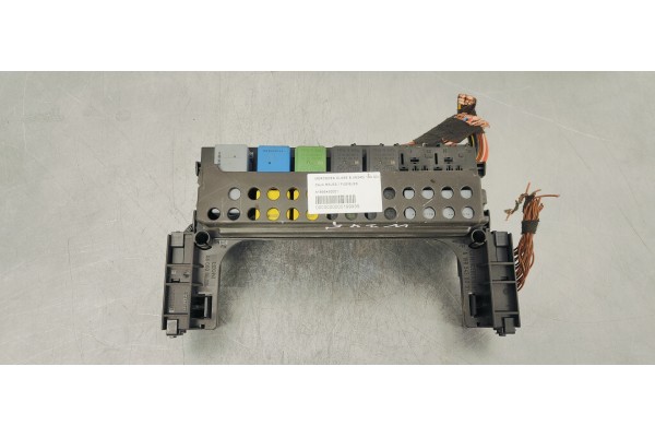 Recambio de caja reles / fusibles para mercedes-benz clase b (w245) 180 cdi (245.207) referencia OEM IAM A1695450001  