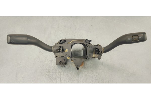 Recambio de mando multifuncion para audi a4 berlina (8e) 1.9 tdi (96kw) referencia OEM IAM 8E0953549L  