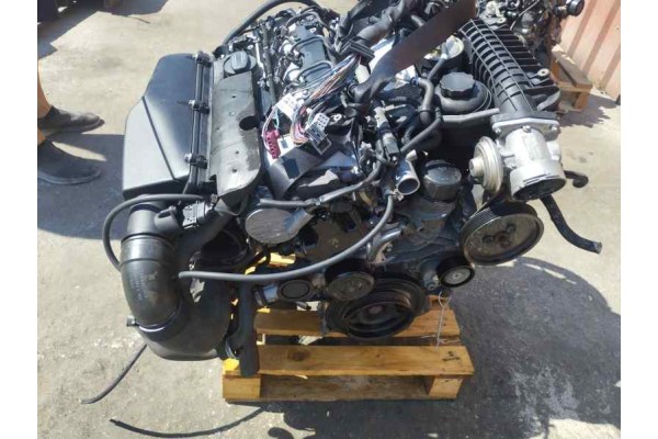 Recambio de motor completo para mercedes-benz clase c (w203) berlina referencia OEM IAM 611  