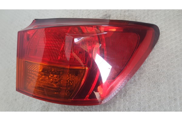 Recambio de piloto trasero derecho para lexus is200 (ds2/is2) 2.2 d 180 [220] fap referencia OEM IAM   