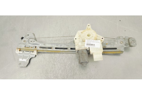 Recambio de elevalunas trasero izquierdo para peugeot 308 1.5 hdi 130 fap referencia OEM IAM 9826080480  