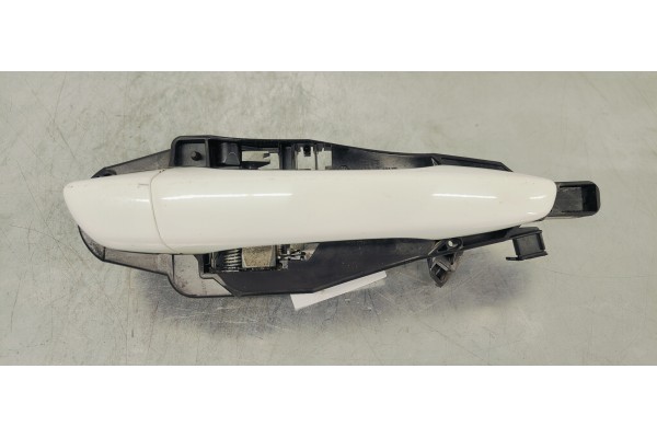 Recambio de maneta exterior delantera derecha para peugeot 308 1.5 hdi 130 fap referencia OEM IAM 9802977180  