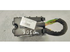 Recambio de caja reles / fusibles para peugeot 308 1.5 hdi 130 fap referencia OEM IAM 9806192580  
