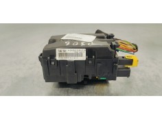 Recambio de caja reles / fusibles para peugeot 308 1.5 hdi 130 fap referencia OEM IAM 9806192580  