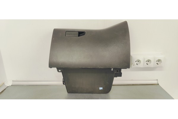Recambio de guantera para peugeot 308 1.5 hdi 130 fap referencia OEM IAM 9677995177  