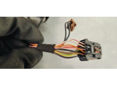 Recambio de retrovisor derecho para peugeot 308 1.5 hdi 130 fap referencia OEM IAM E20312230  