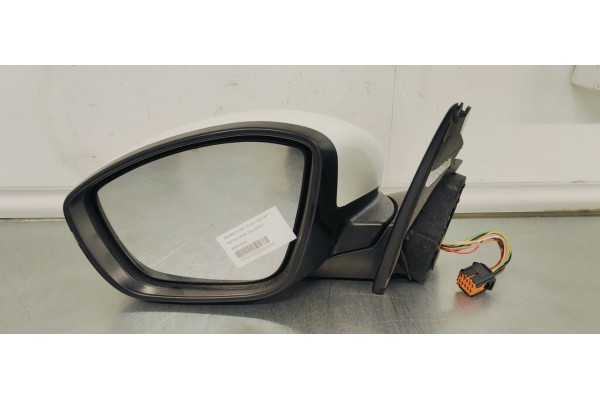 Recambio de retrovisor izquierdo para peugeot 308 1.5 hdi 130 fap referencia OEM IAM E20312230  